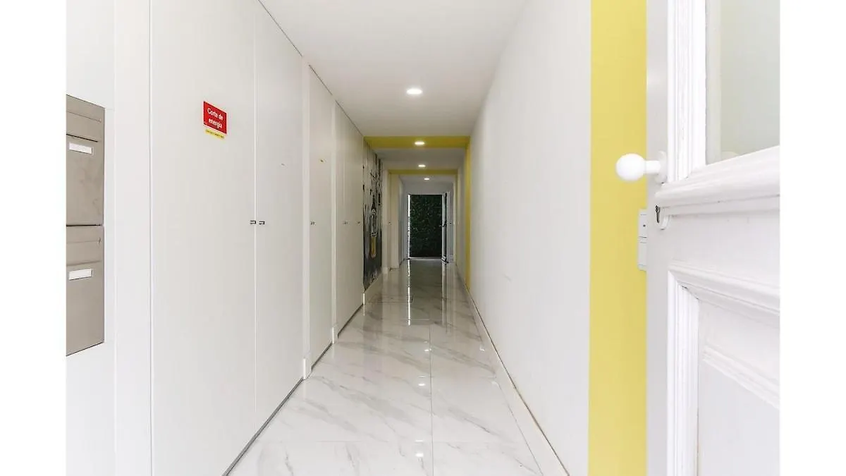 Principe Real Cozy Bright Studio Apt With Ac Lisbon Portugal