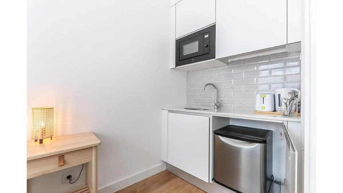 Apartment Principe Real Cozy Bright Studio Apt With Ac Lisbon