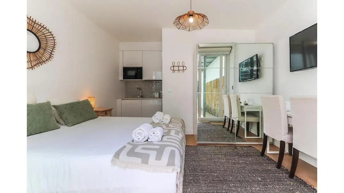 Principe Real Cozy Bright Studio Apt With Ac Lisbon Apartment